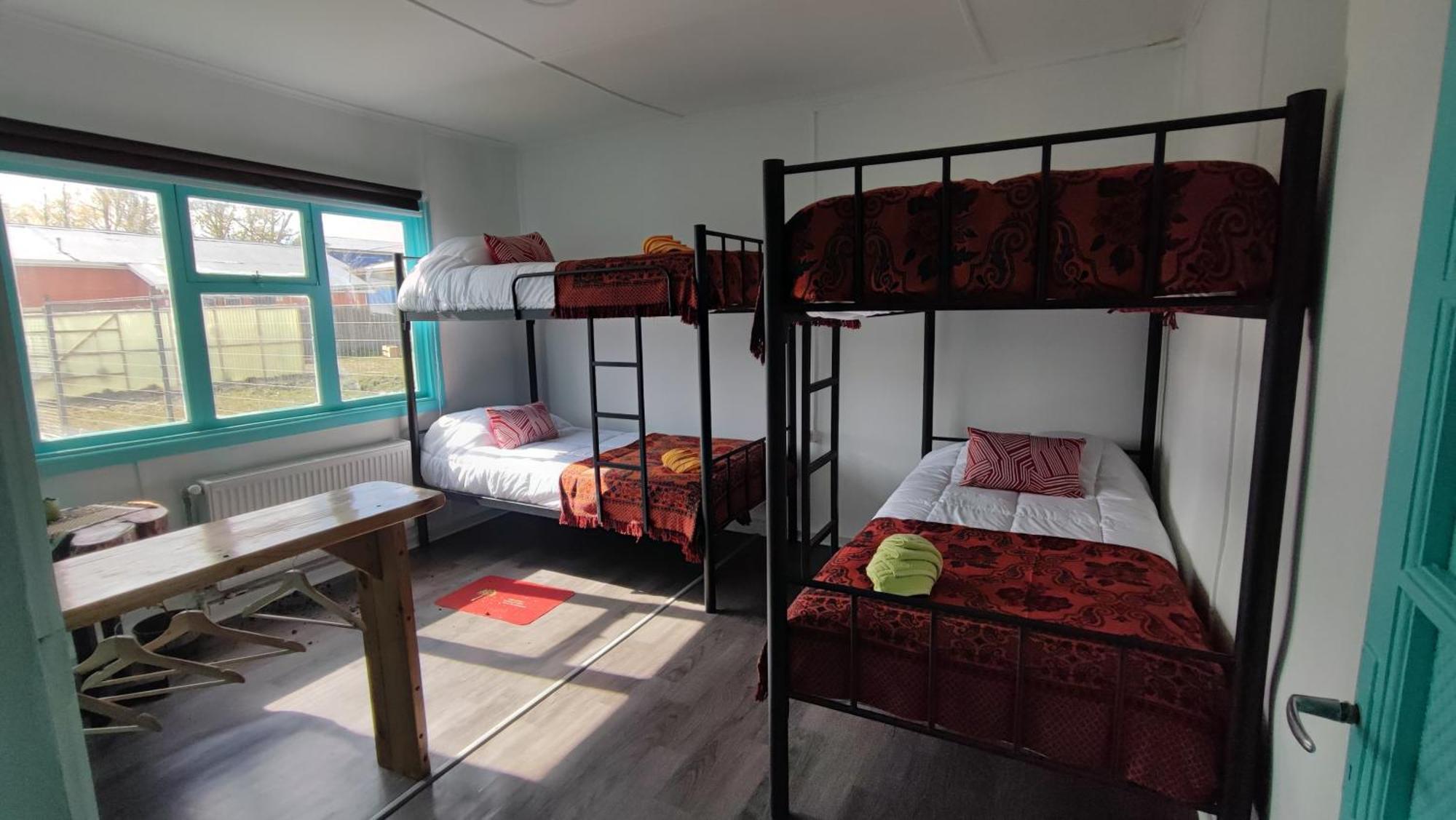 Hostel Kuntur Пуэрто-Наталес Экстерьер фото