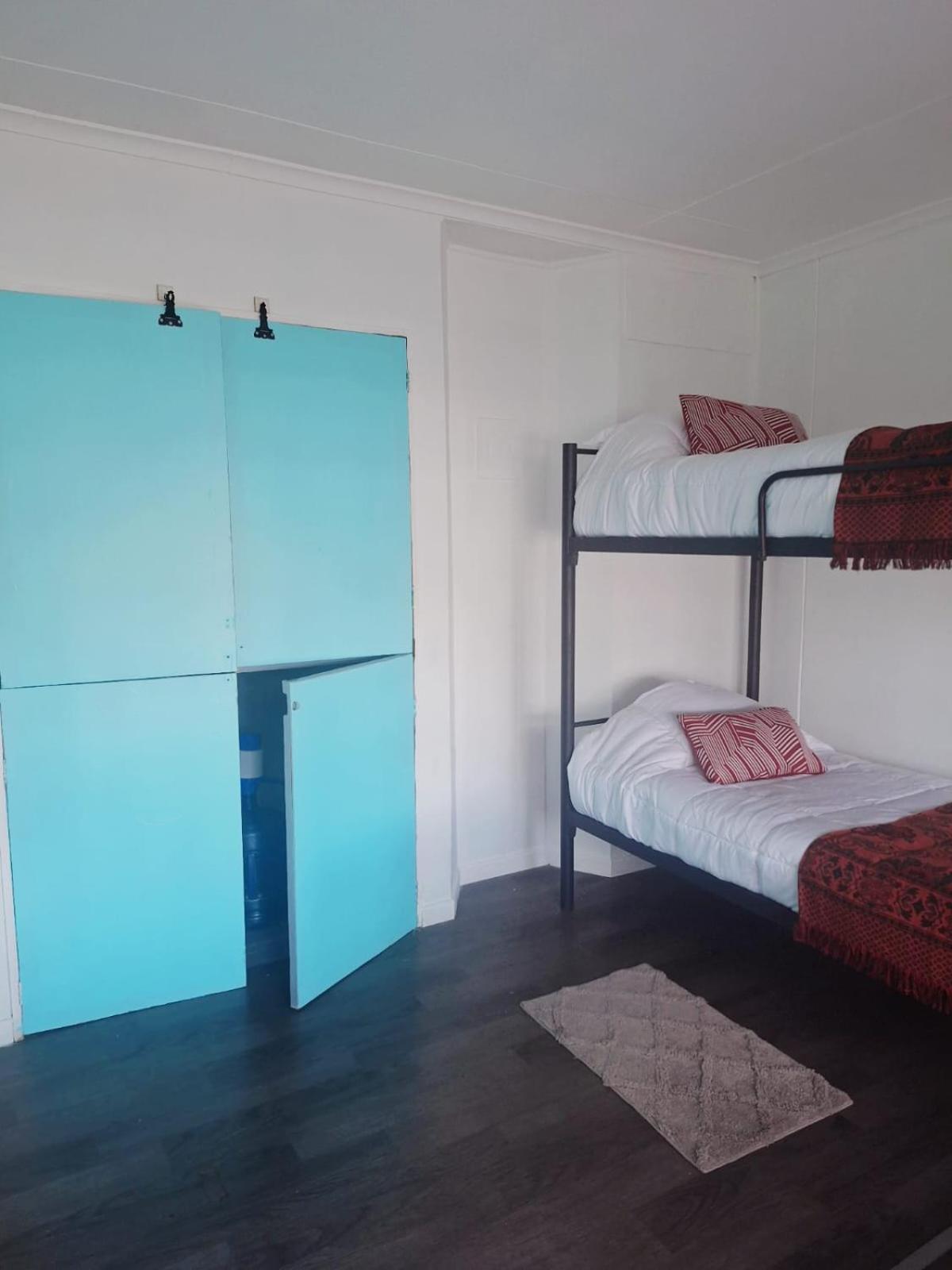 Hostel Kuntur Пуэрто-Наталес Экстерьер фото