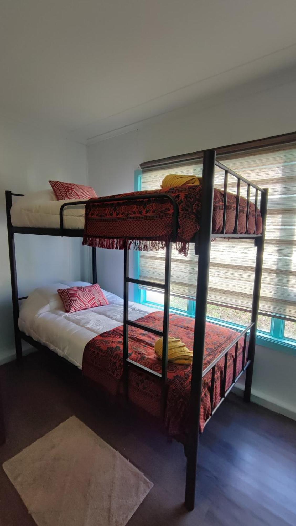 Hostel Kuntur Пуэрто-Наталес Экстерьер фото