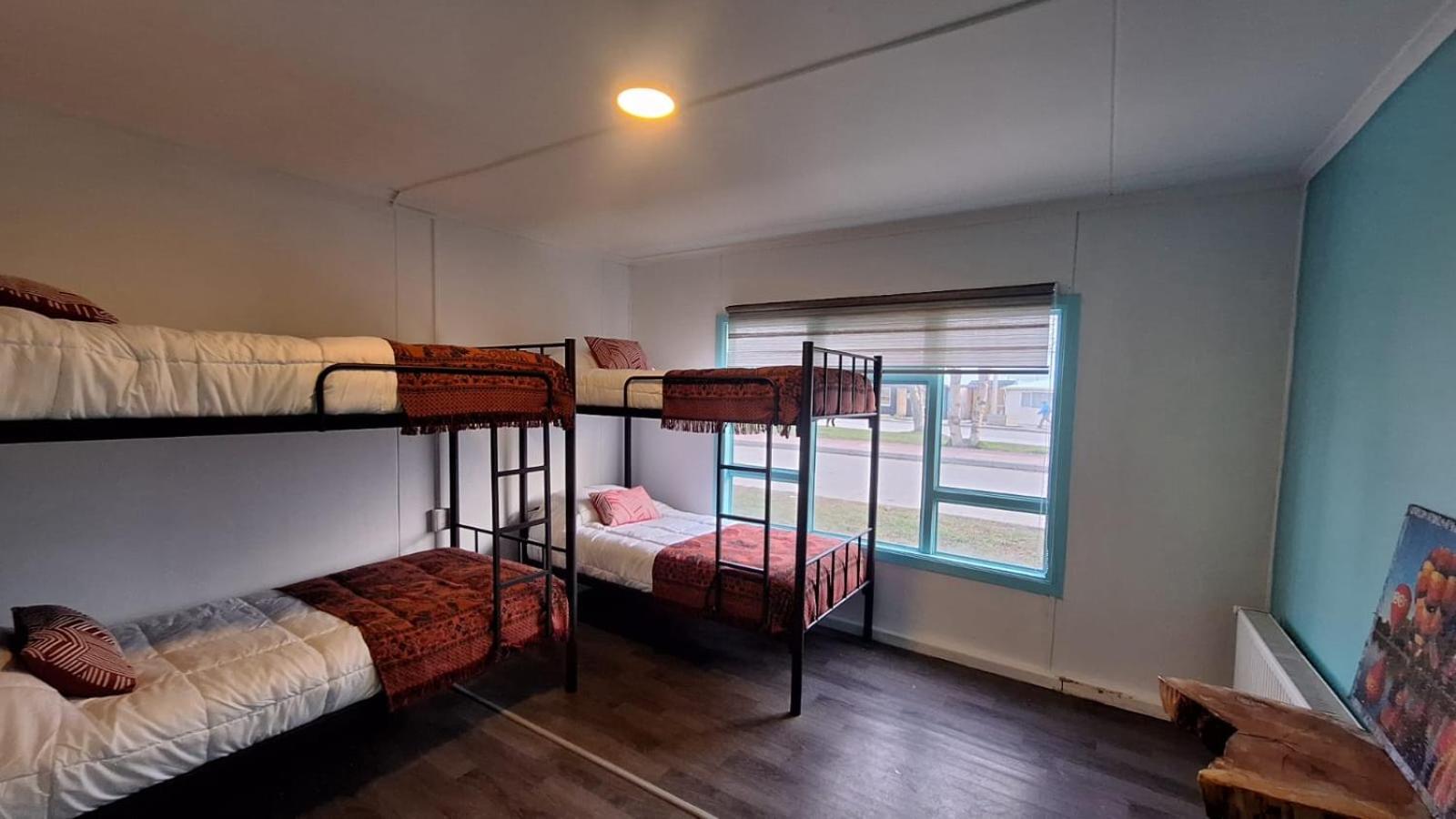 Hostel Kuntur Пуэрто-Наталес Экстерьер фото